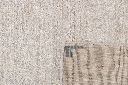 Laagpolig vloerkleed MOMO Rugs Plain Dust Ivory Vloerkledenwinkel