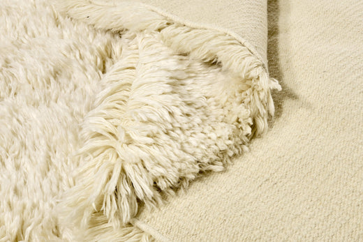 Vloerkleed MOMO Rugs Snow White Plain Ivory