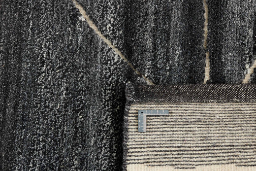 MOMO Rugs Landscape Fields Charcoal 1031 Loper