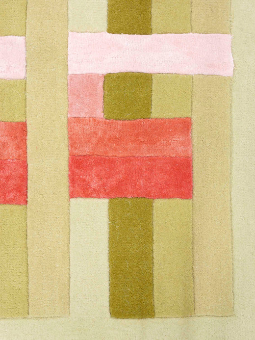 MOMO Rugs Designer Marie-Gon Ministeck Coral Hint