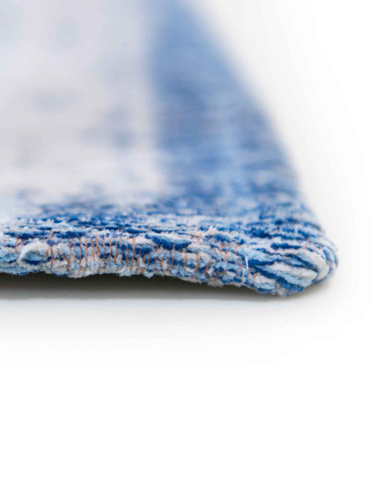 Vloerkleed Louis de Poortere Fading World Collection Medallion 9065 Grey Jeans