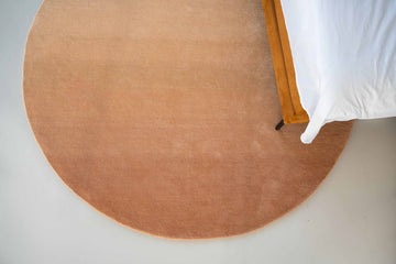MOMO Rugs Designer Elvire Gradient Dot Amber