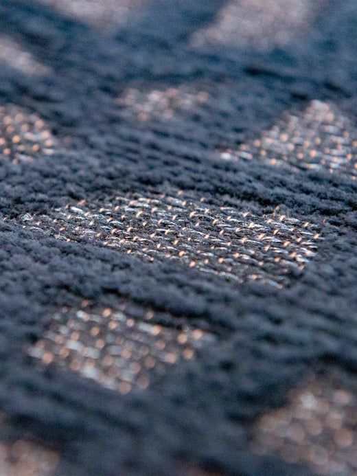 Vloerkleed Louis de Poortere Trammel Structures 9247 Oppian Black