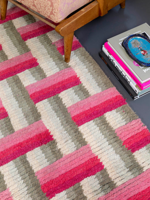 MOMO Rugs Designer Marie-Gon Blended Lipstick