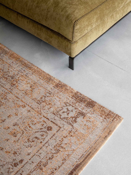 Vloerkleed Louis de Poortere Fading World Collection Medallion 9067 Salmon