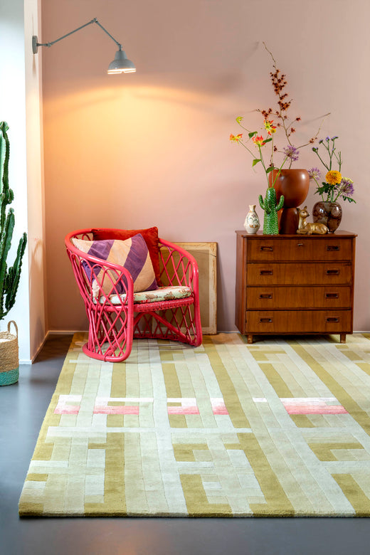 MOMO Rugs Designer Marie-Gon Ministeck Coral Hint