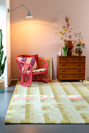 MOMO Rugs Designer Marie-Gon Ministeck Coral Hint