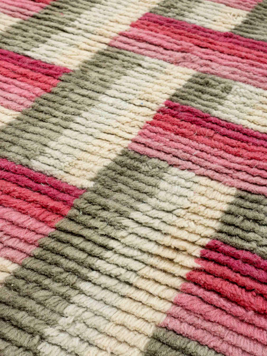 MOMO Rugs Designer Marie-Gon Blended Lipstick